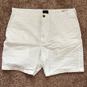 J. Crew Classic White Men's Flat Front Shorts